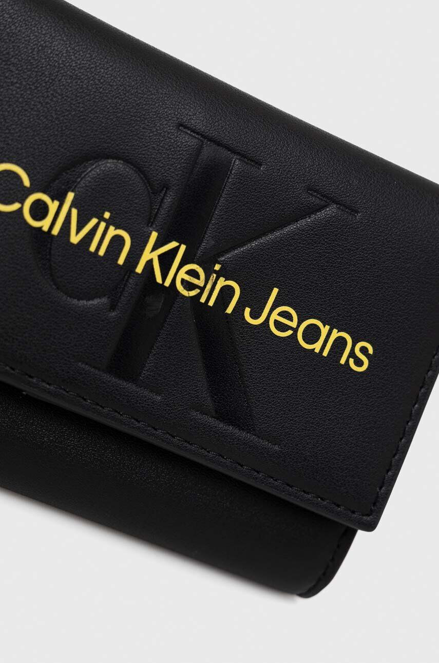 Calvin Klein Jeans Denarnica črna barva - Pepit.si