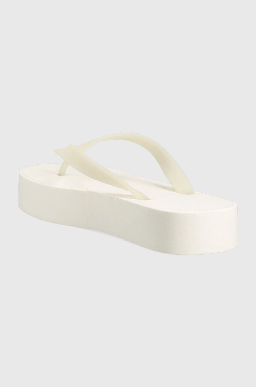 Calvin Klein Jeans Japonke BEACH SANDAL FLATFOR ženske bela barva YW0YW01092 - Pepit.si