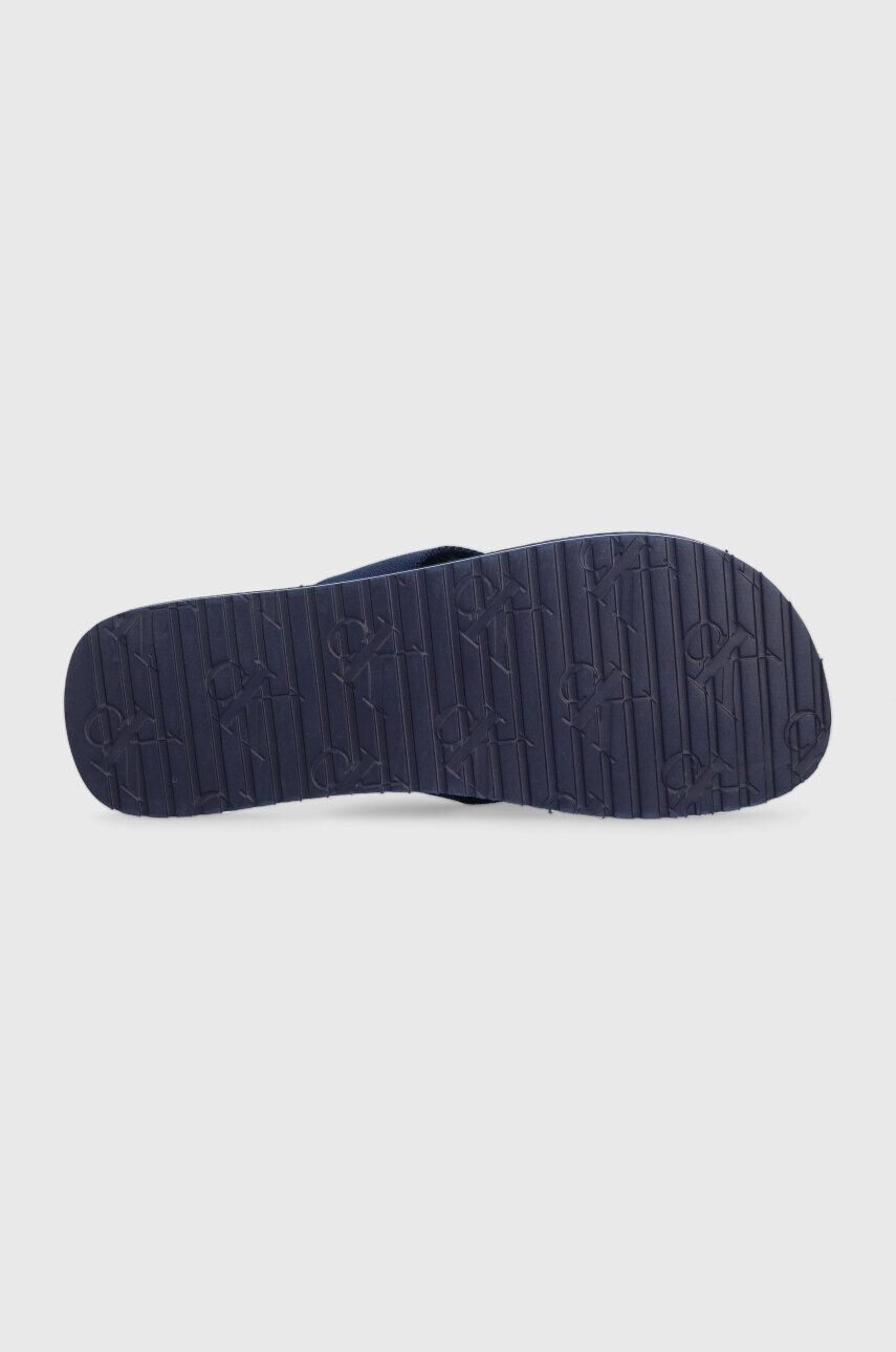 Calvin Klein Jeans Japonke BEACH SANDAL WOVEN PATCH moške mornarsko modra barva - Pepit.si