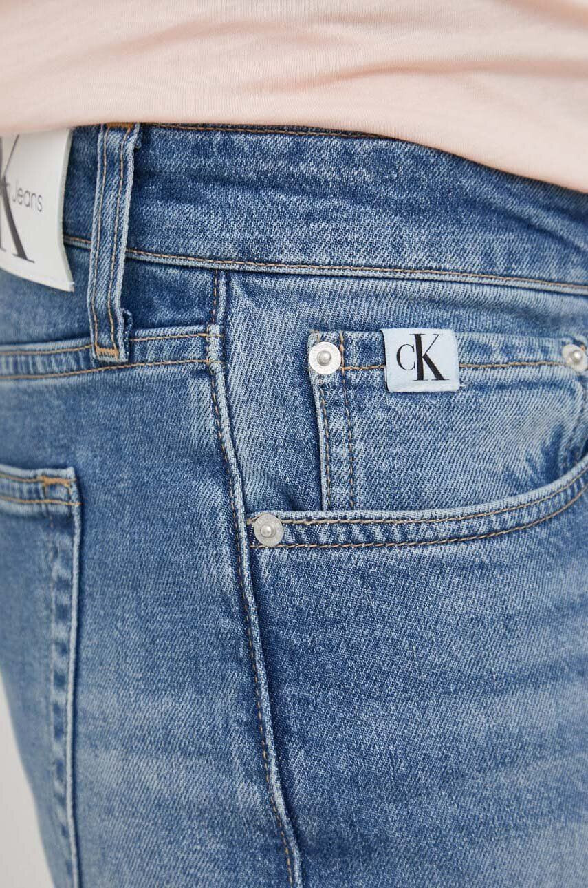 Calvin Klein Jeans Kavbojke ženski mornarsko modra barva - Pepit.si