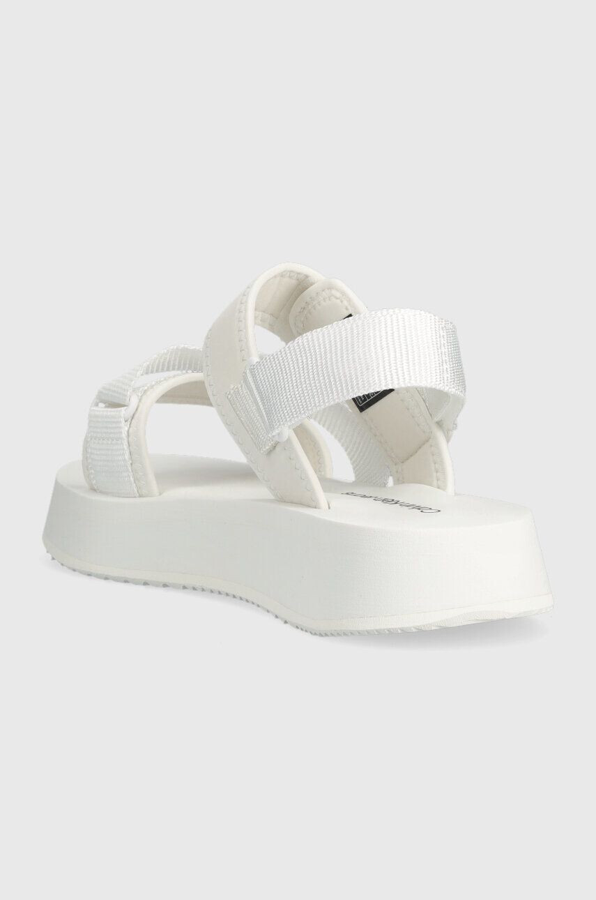 Calvin Klein Jeans Sandali PREFRESATO SANDAL BADGE ženski zelena barva YW0YW00967 - Pepit.si