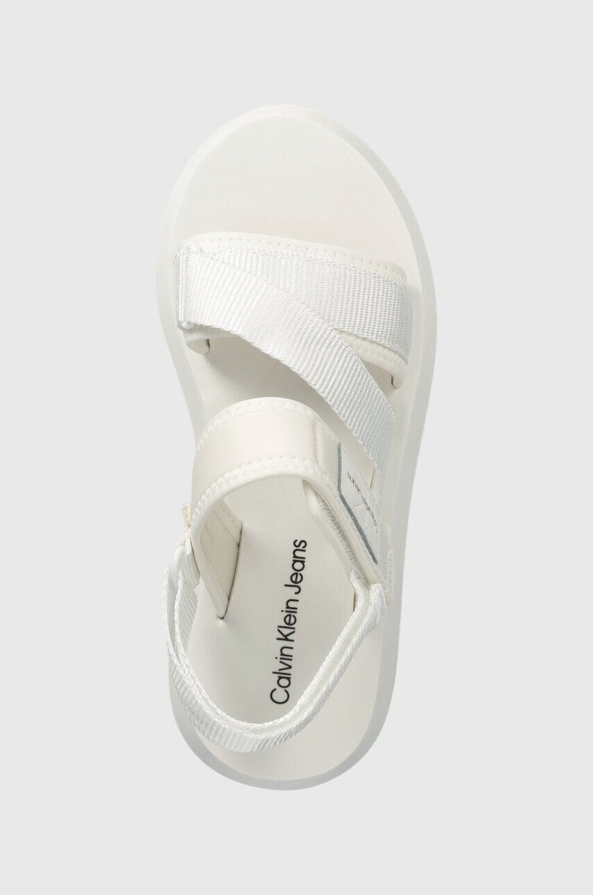 Calvin Klein Jeans Sandali PREFRESATO SANDAL BADGE ženski zelena barva YW0YW00967 - Pepit.si