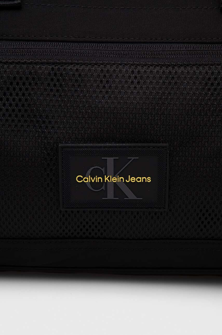 Calvin Klein Jeans Torba črna barva - Pepit.si