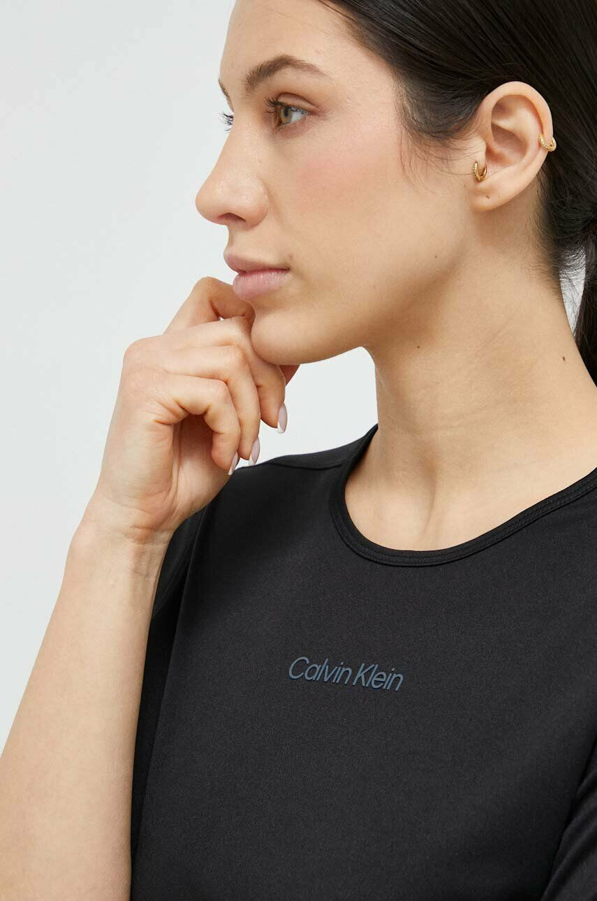 Calvin Klein Performance Kratka majica za vadbo Essentials bež barva - Pepit.si