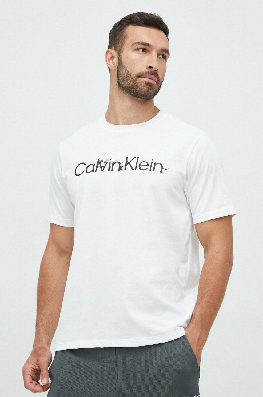 Calvin Klein Performance Športna kratka majica Essentials - Pepit.si