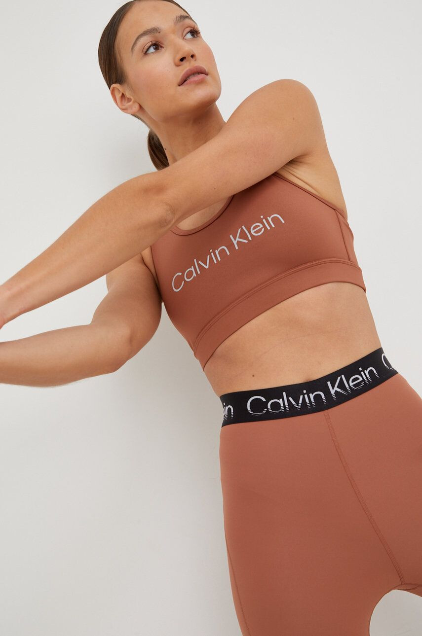 Calvin Klein Performance Športni modrček Ck Essentials rjava barva - Pepit.si