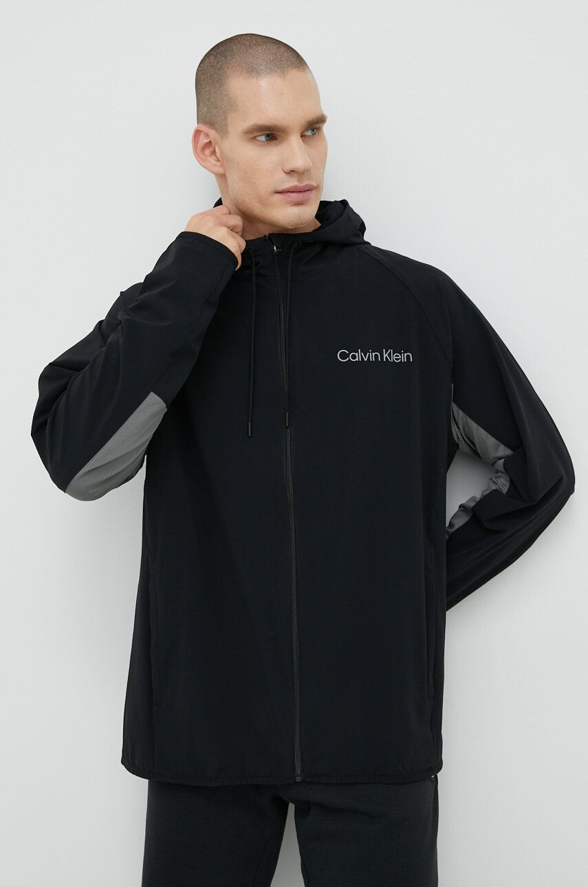 Calvin Klein Performance Vetrovka Ck Essentials - Pepit.si