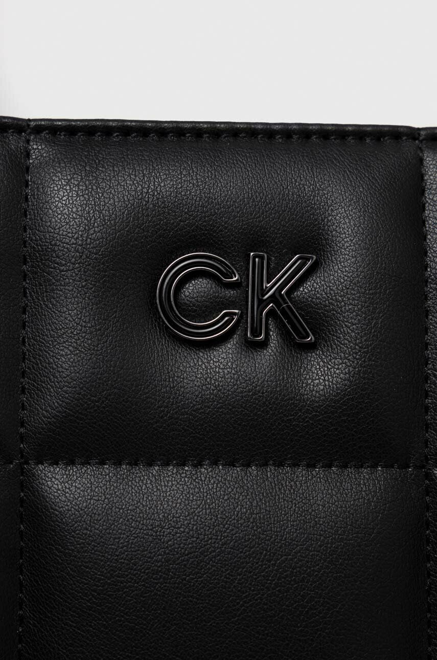 Calvin Klein Torbica črna barva - Pepit.si