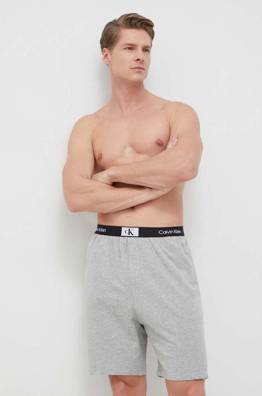 Calvin Klein Underwear Bombažne pižama kratke hlače siva barva - Pepit.si