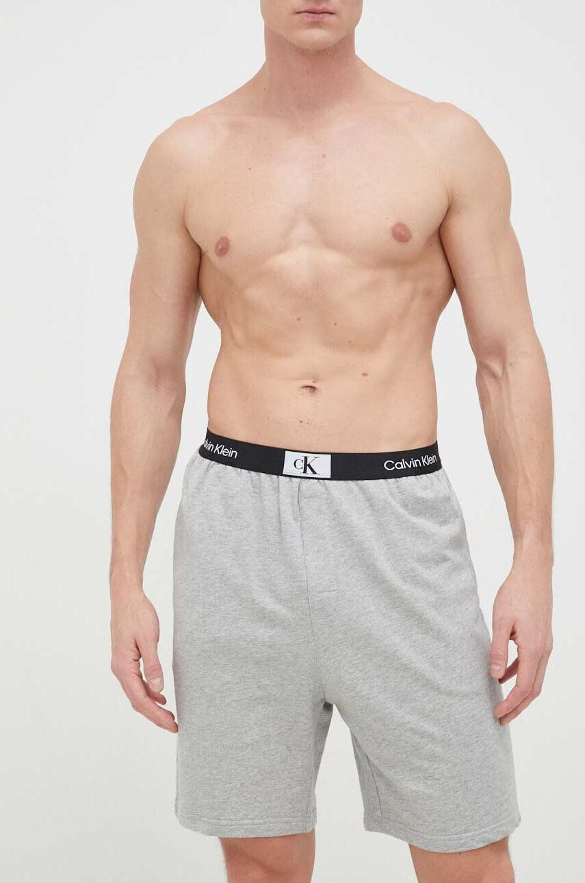 Calvin Klein Underwear Bombažne pižama kratke hlače siva barva - Pepit.si