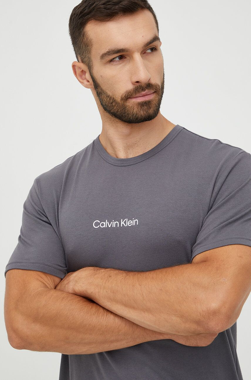 Calvin Klein Underwear Pižama majica siva barva - Pepit.si