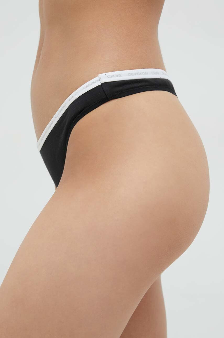 Calvin Klein Underwear Tangice črna barva - Pepit.si