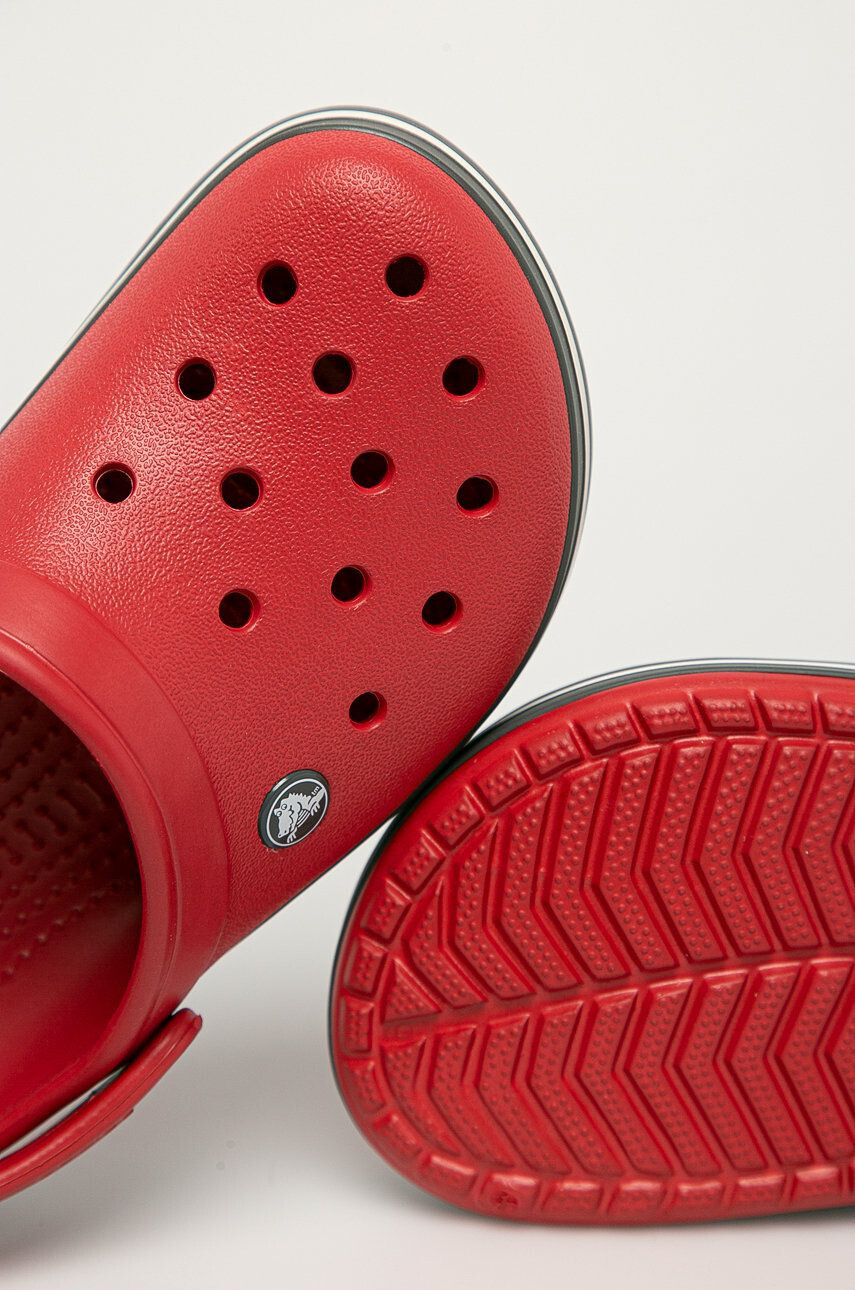 Crocs Natikači CROCBAND 11016 rdeča barva - Pepit.si