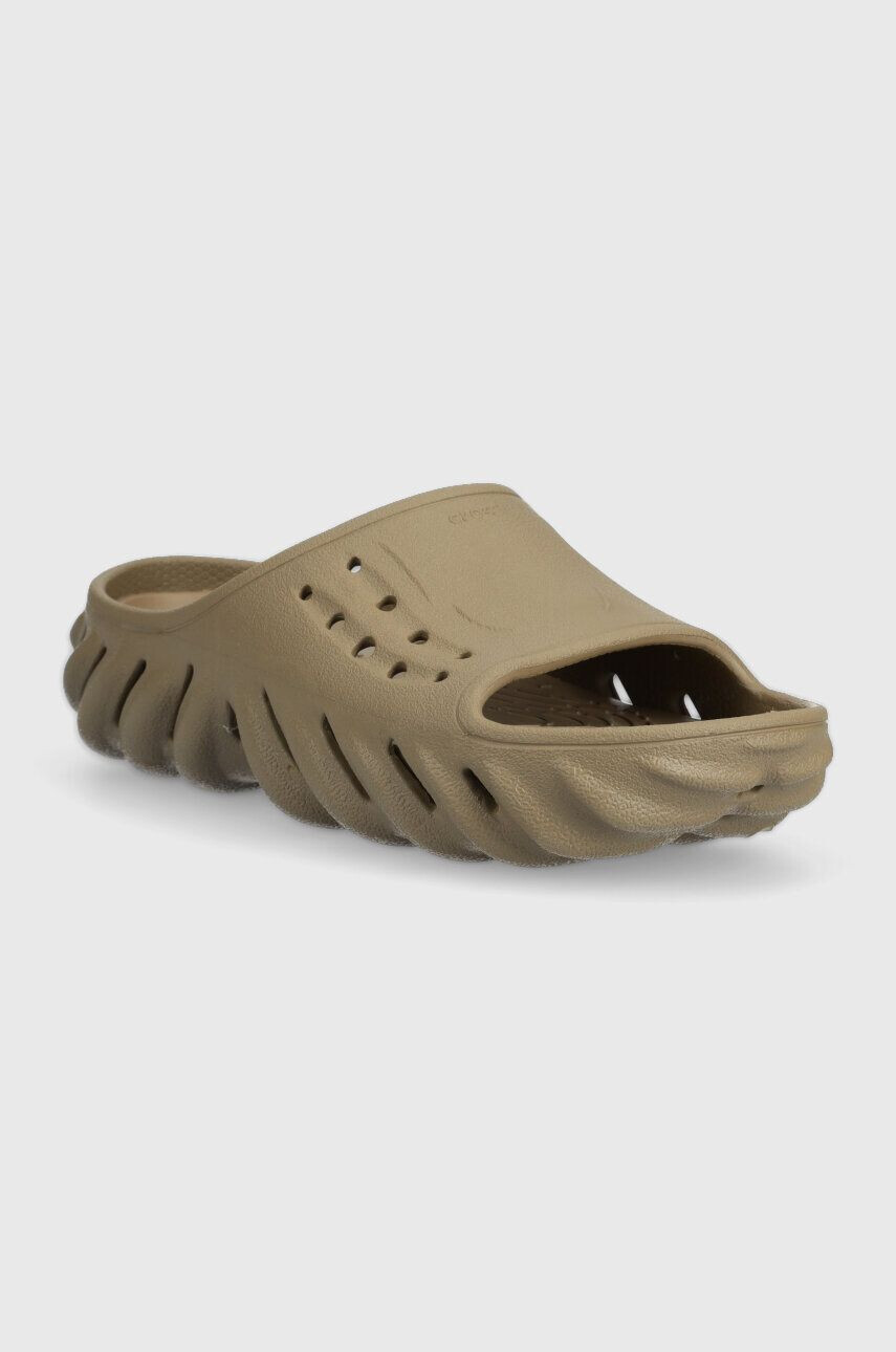 Crocs Natikači Echo Slide rjava barva 208170 - Pepit.si