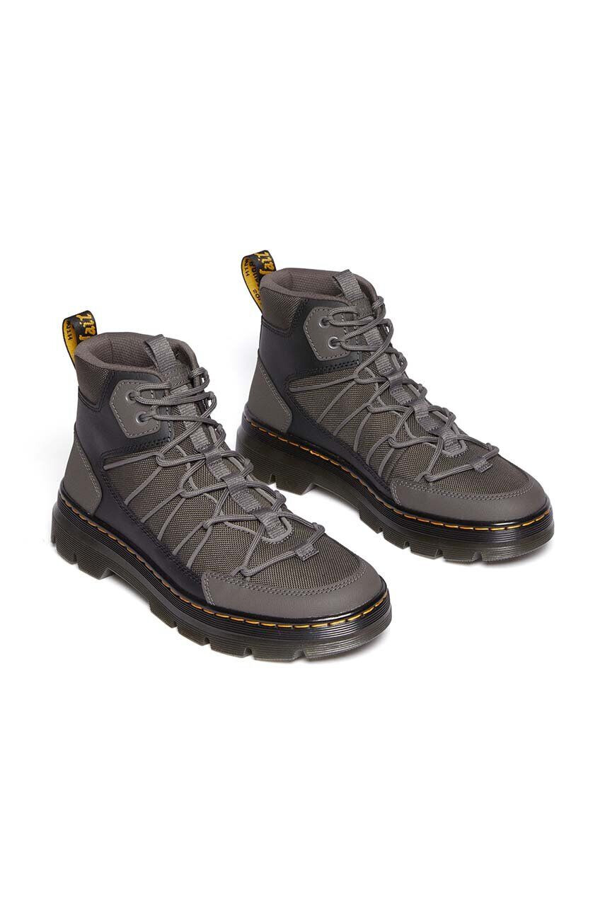 Dr. Martens Piščančki Buwick moški siva barva DM30846029 - Pepit.si