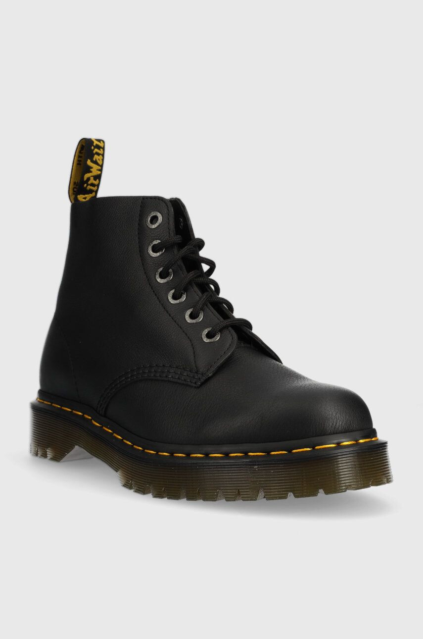 Dr. Martens Usnjeni nizki škornji 101 Ub Bex ženski črna barva - Pepit.si