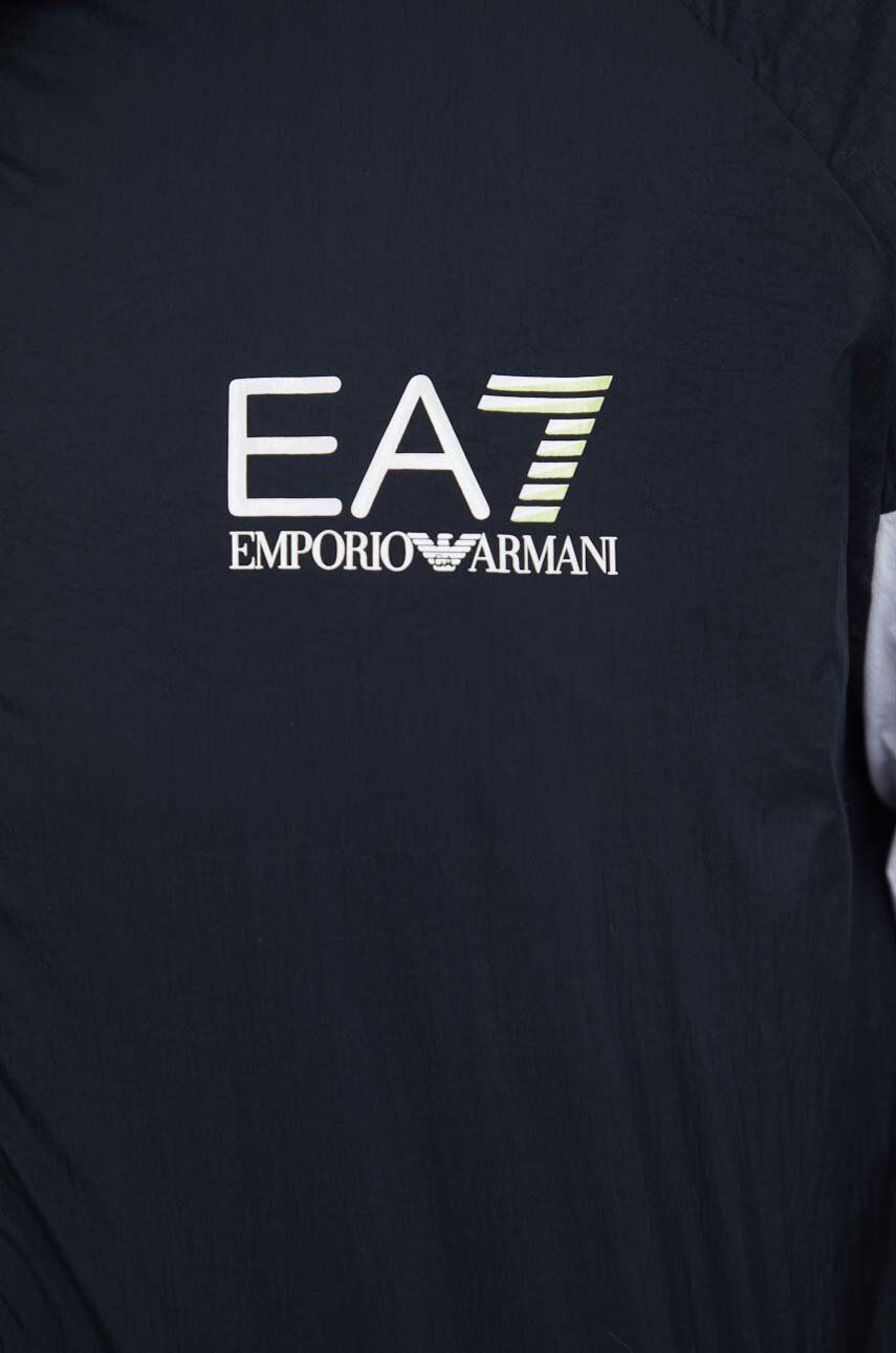 EA7 Emporio Armani Jakna moška črna barva - Pepit.si