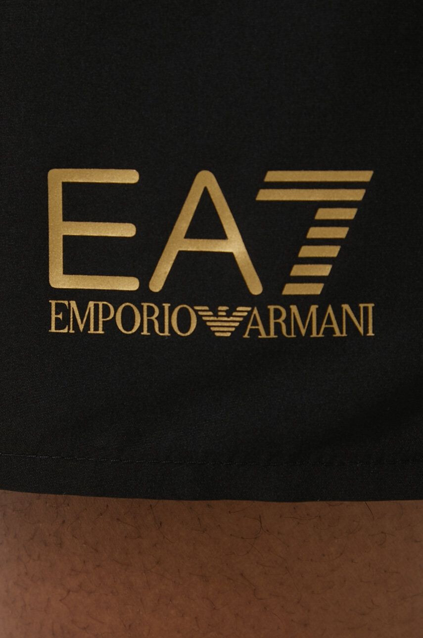 EA7 Emporio Armani Kopalne kratke hlače črna barva - Pepit.si