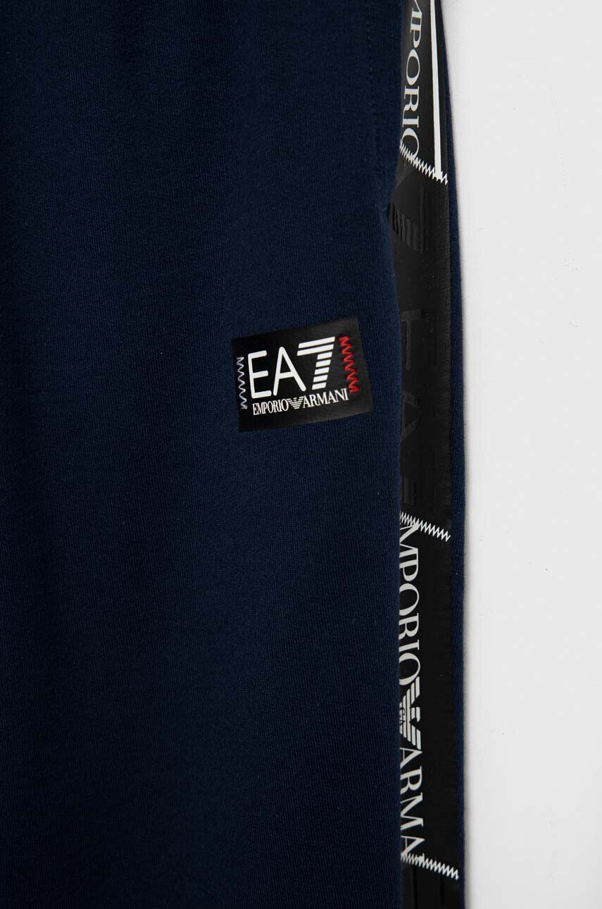 EA7 Emporio Armani Otroška bombažna trenirka mornarsko modra barva - Pepit.si