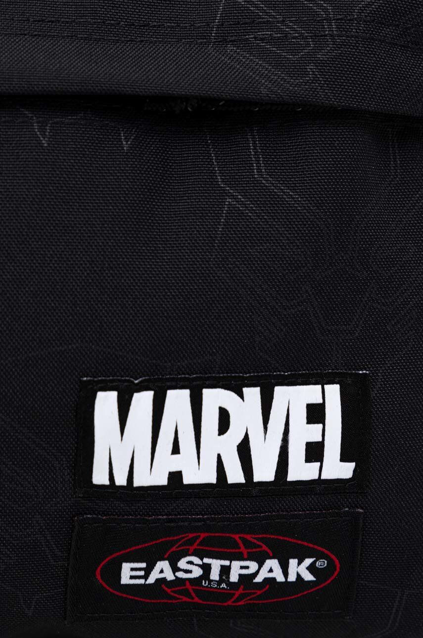 Eastpak Nahrbtnik X Marvel črna barva - Pepit.si