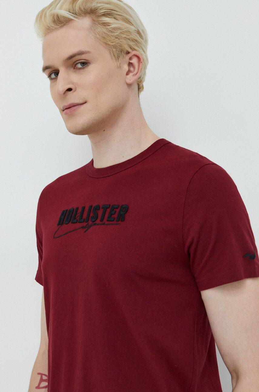 Hollister Co. Bombažna kratka majica bordo barva - Pepit.si