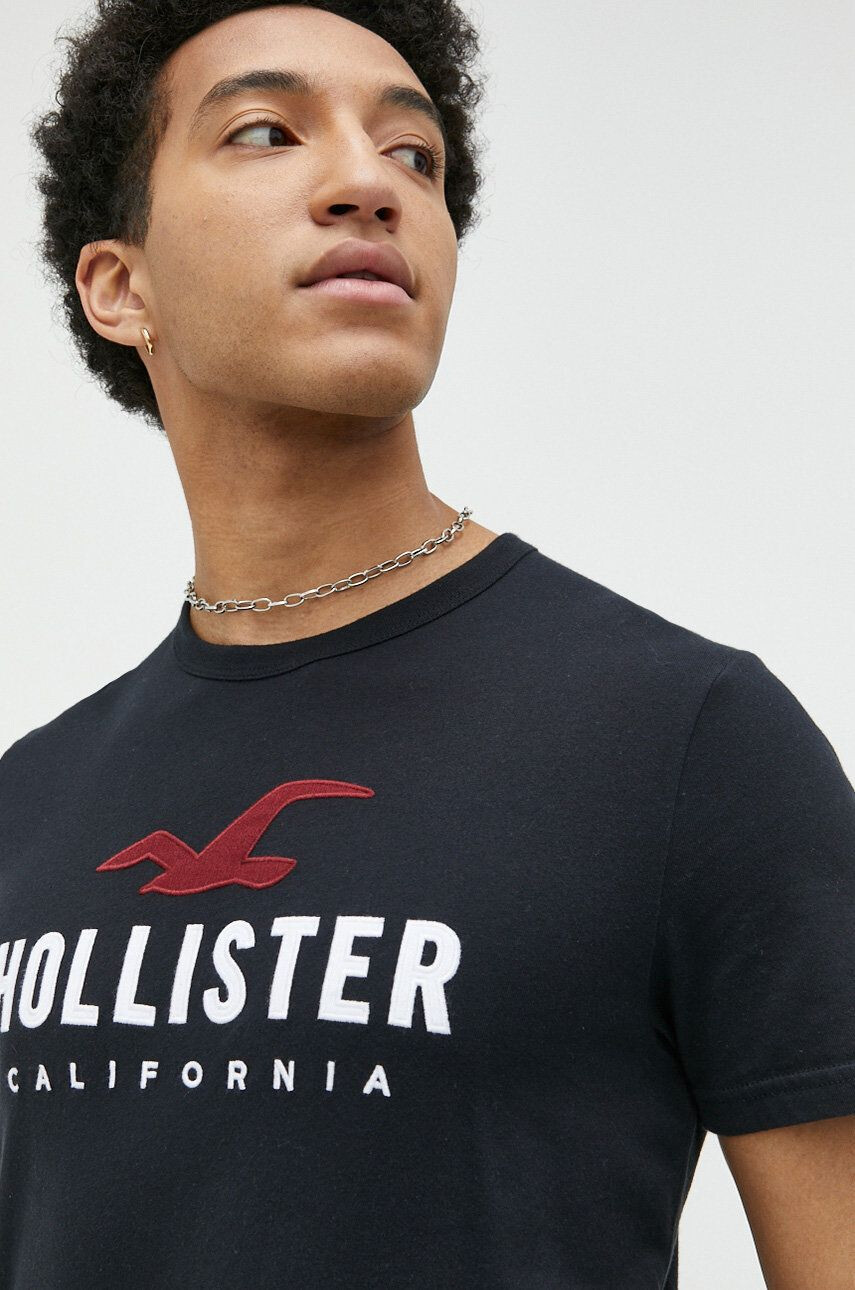 Hollister Co. Bombažna kratka majica črna barva - Pepit.si