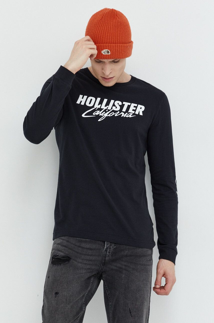 Hollister Co. Bombažna majica z dolgimi rokavi bela barva - Pepit.si