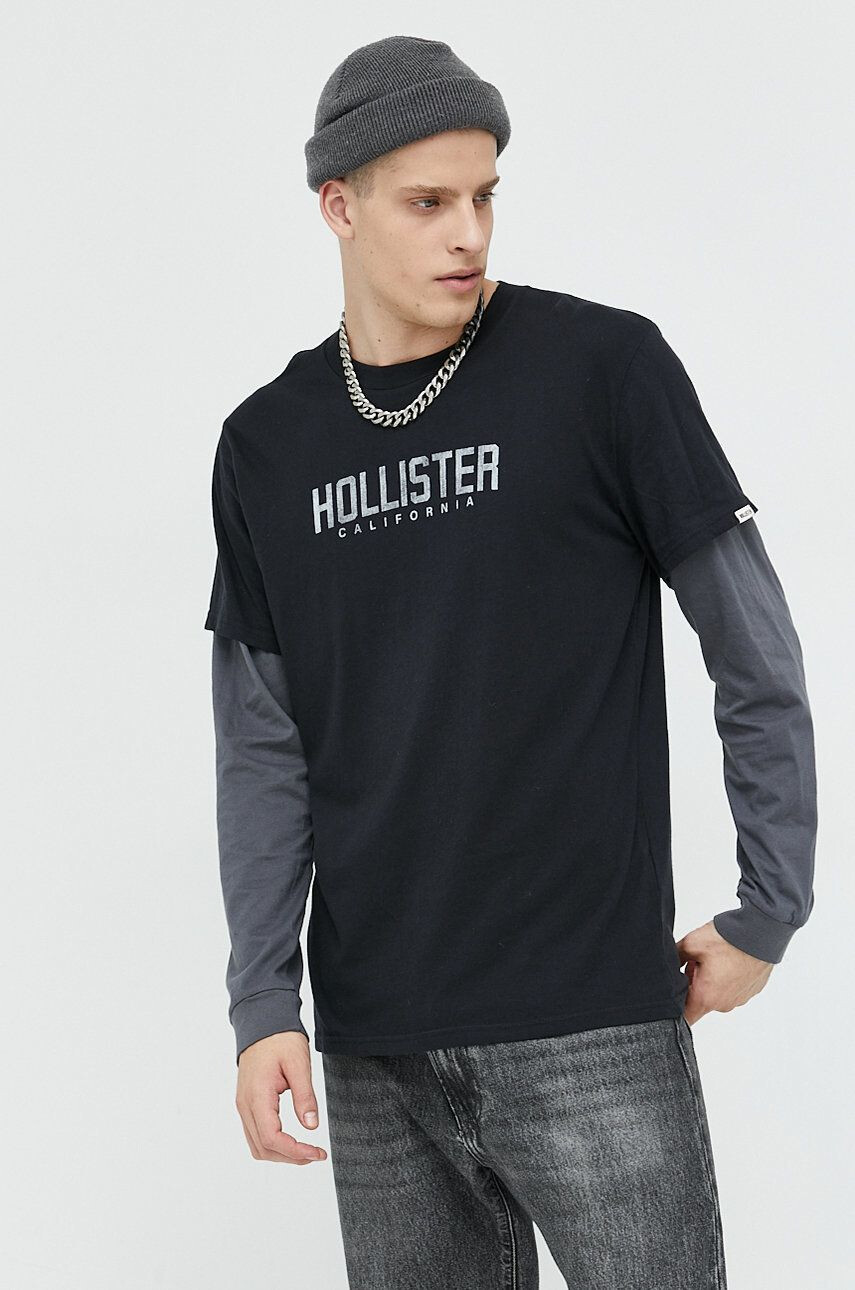 Hollister Co. Bombažna majica z dolgimi rokavi črna barva - Pepit.si