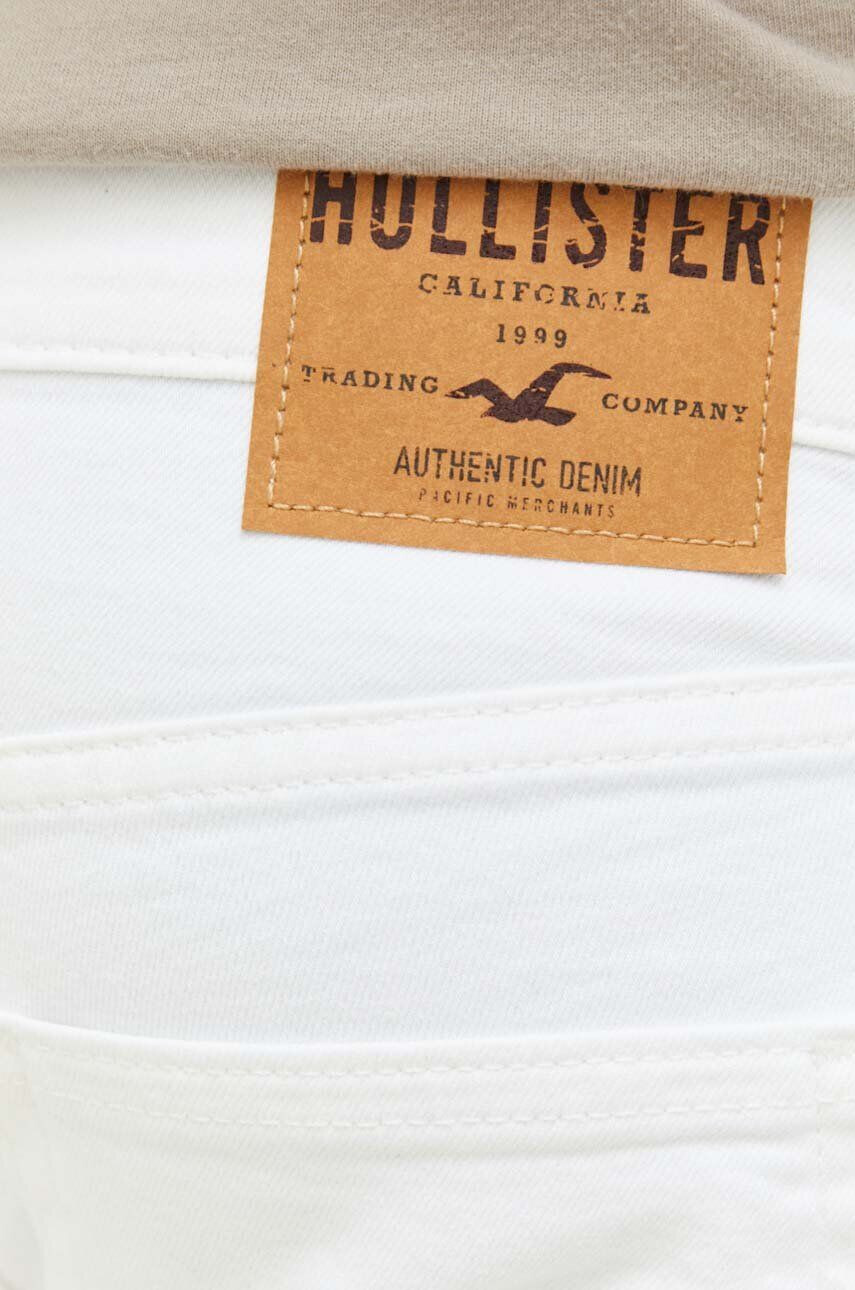 Hollister Co. Jeans kratke hlače moški bela barva - Pepit.si