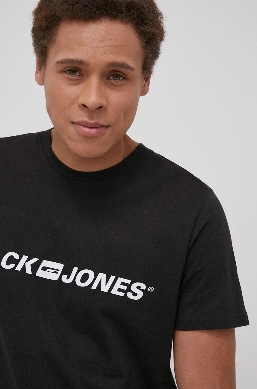 Jack & Jones Bombažen t-shirt - Pepit.si