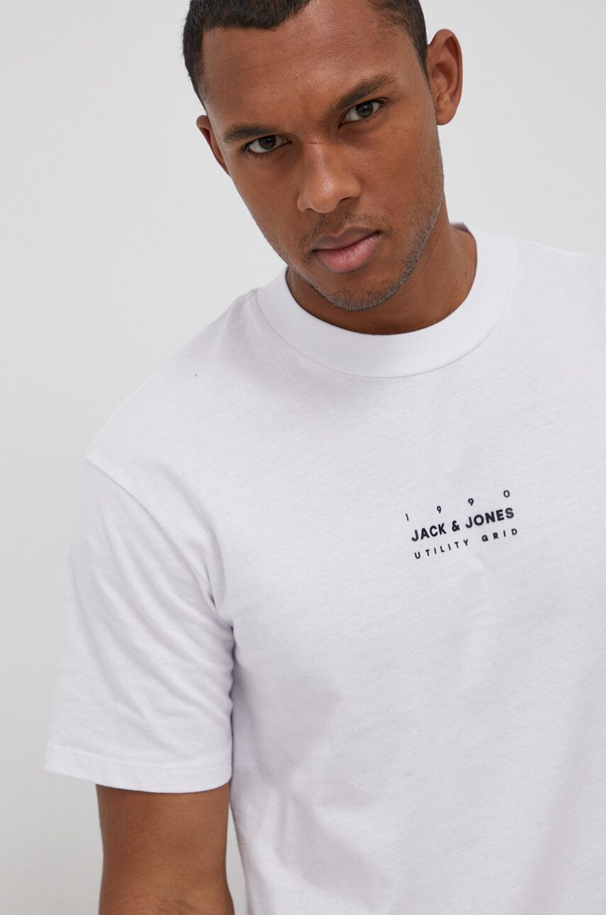 Jack & Jones Bombažen t-shirt - Pepit.si