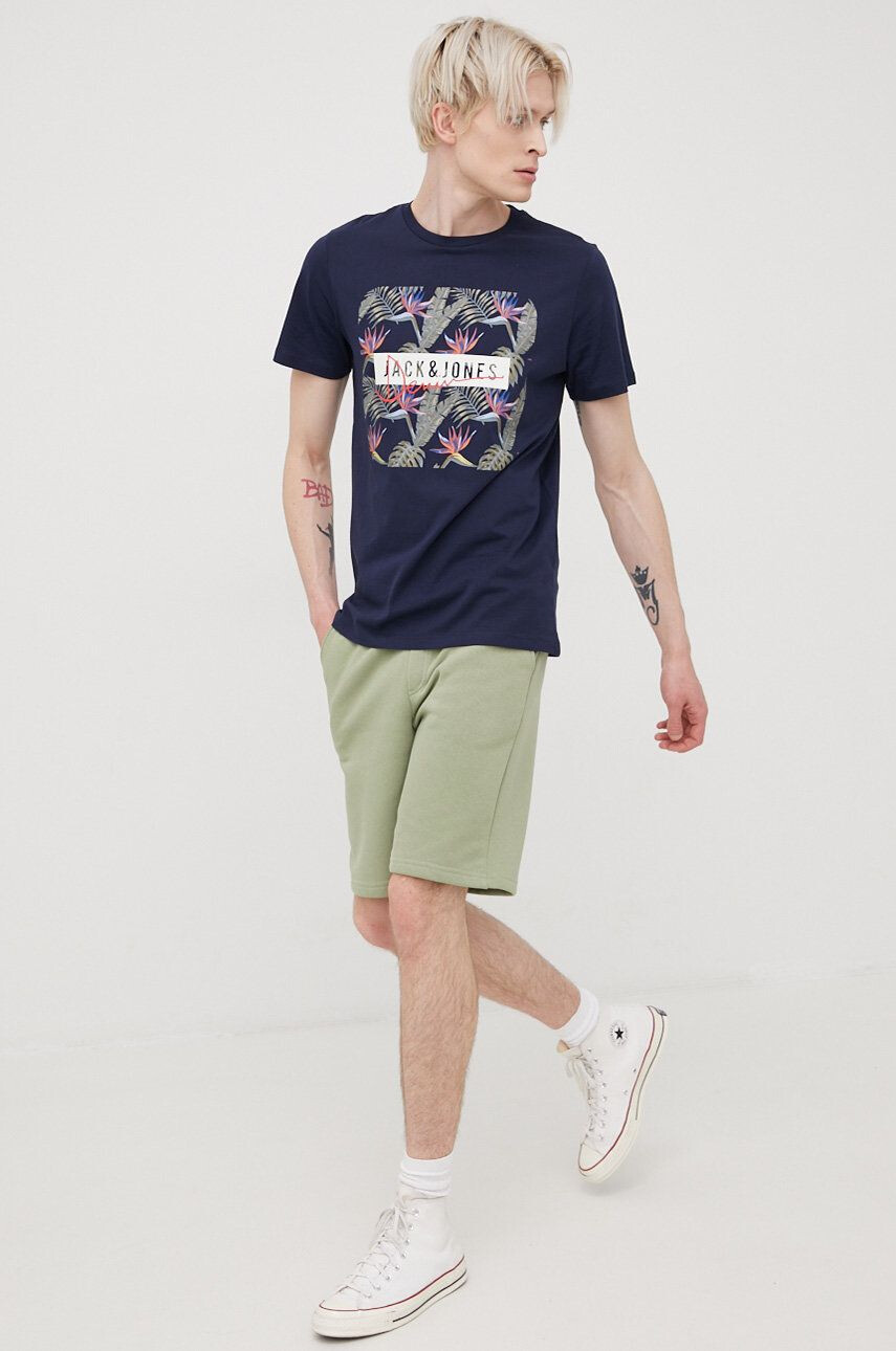 Jack & Jones Bombažen t-shirt - Pepit.si