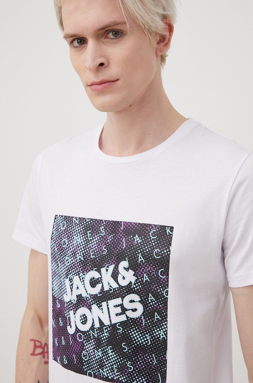 Jack & Jones Bombažen t-shirt - Pepit.si