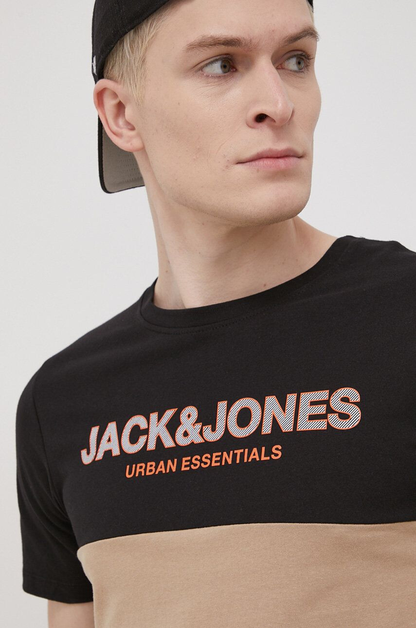 Jack & Jones Bombažen t-shirt - Pepit.si