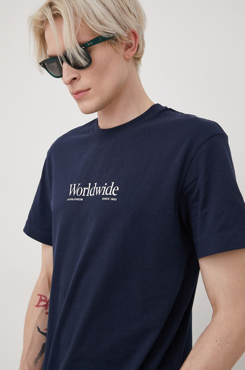 Jack & Jones Bombažen t-shirt - Pepit.si