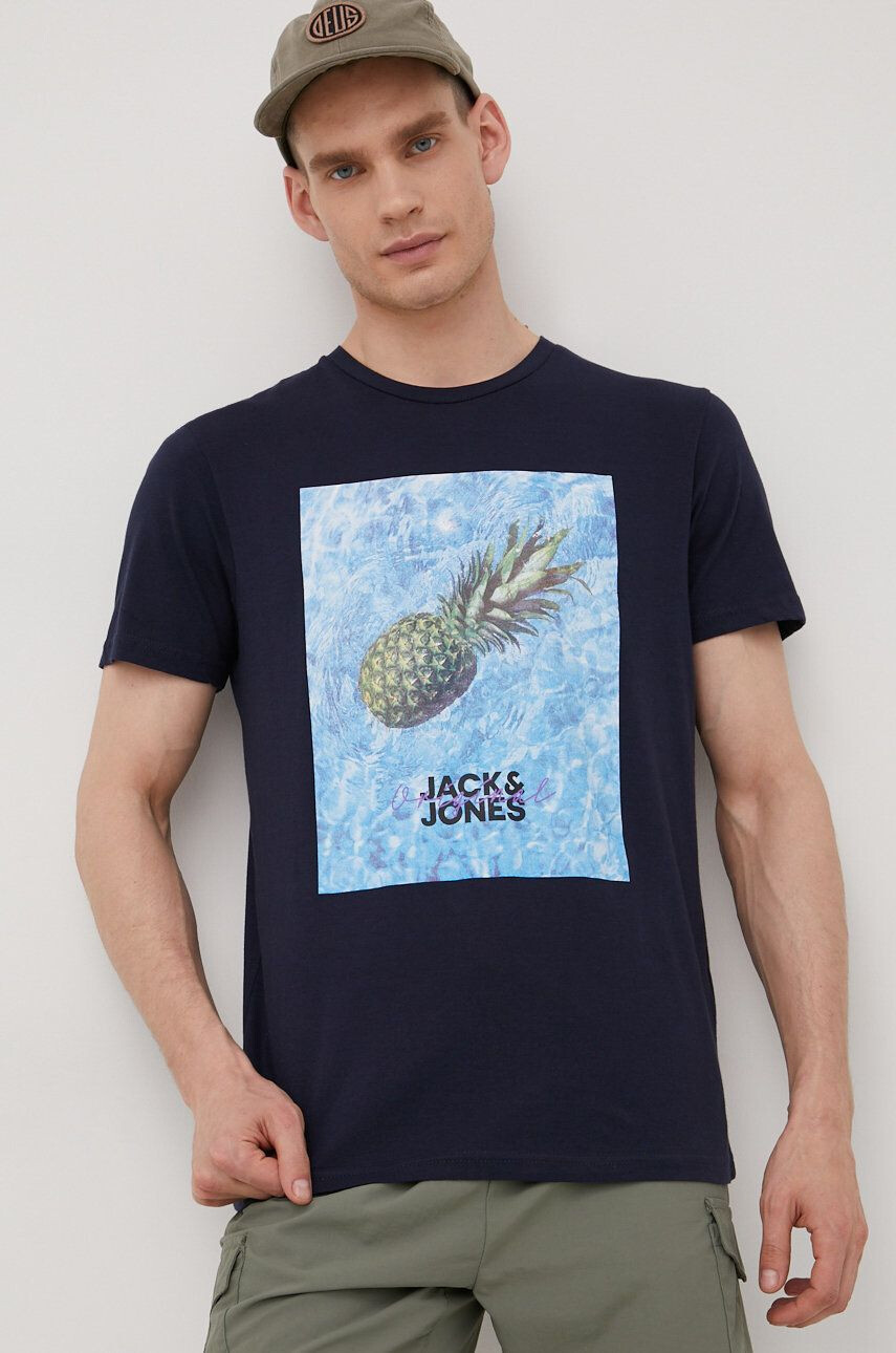 Jack & Jones Bombažen t-shirt - Pepit.si