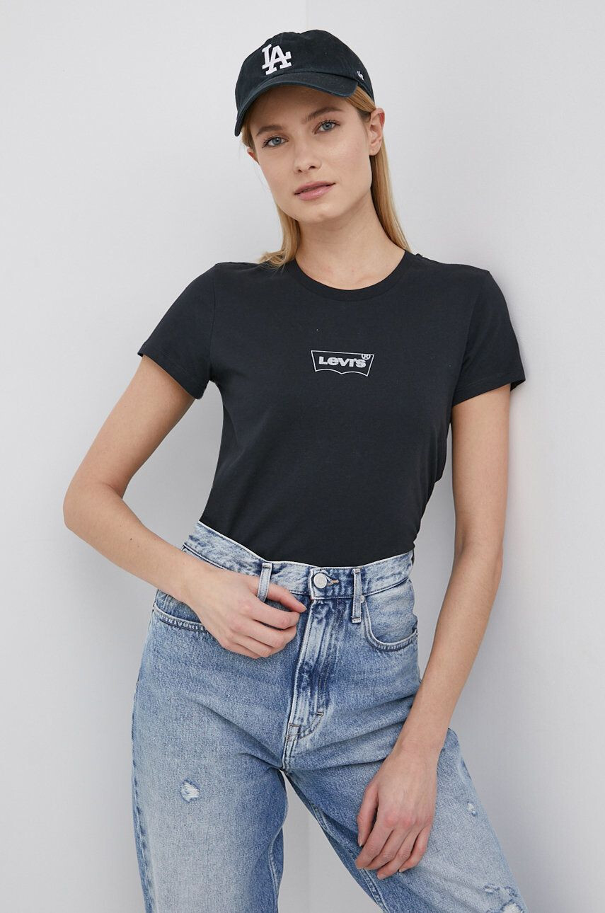 Levi's Bombažen t-shirt črna barva - Pepit.si