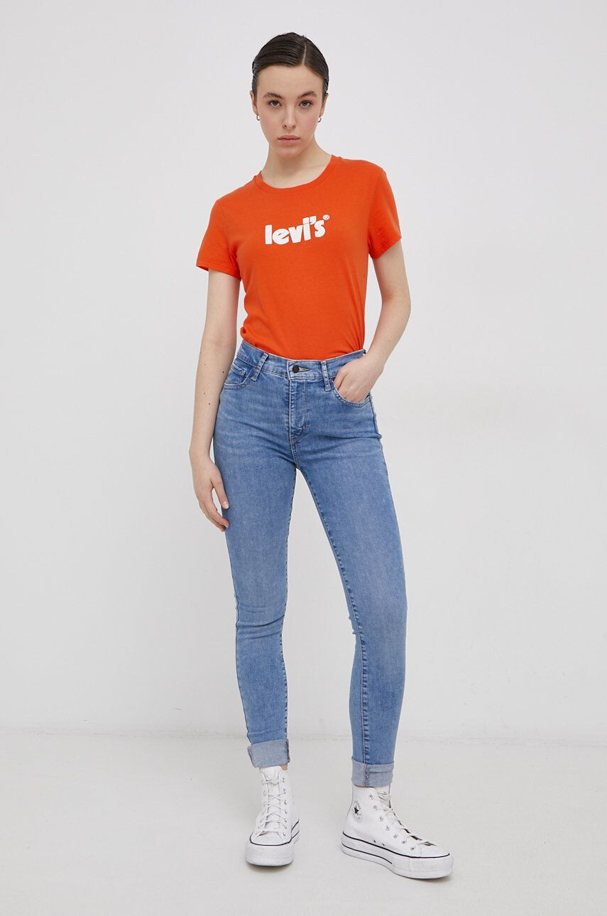 Levi's Bombažen t-shirt oranžna barva - Pepit.si