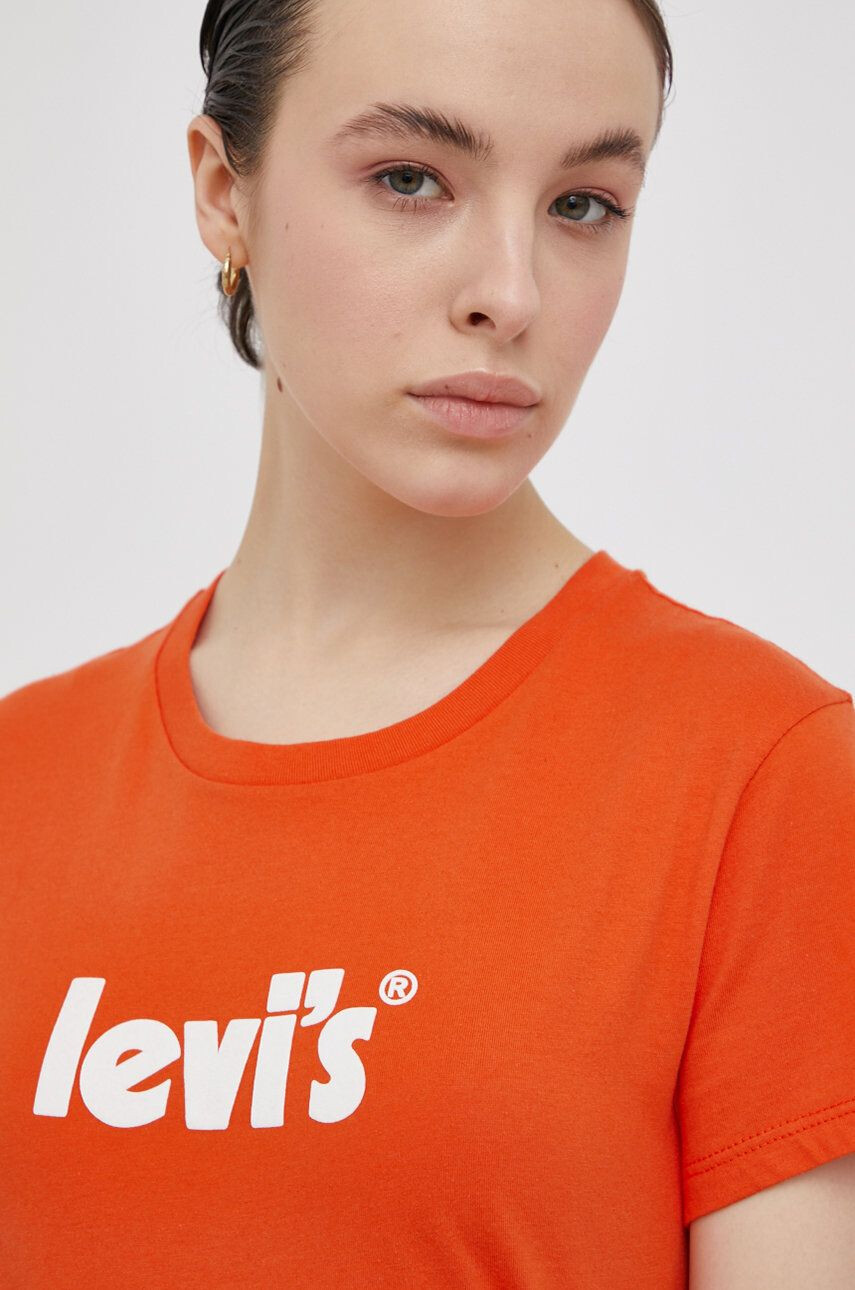 Levi's Bombažen t-shirt oranžna barva - Pepit.si