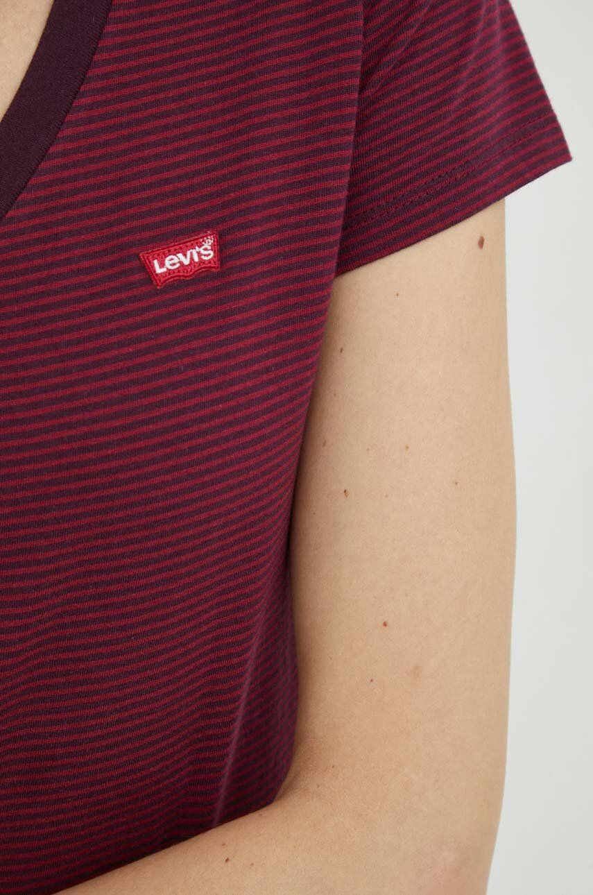 Levi's Bombažna kratka majica bordo barva - Pepit.si