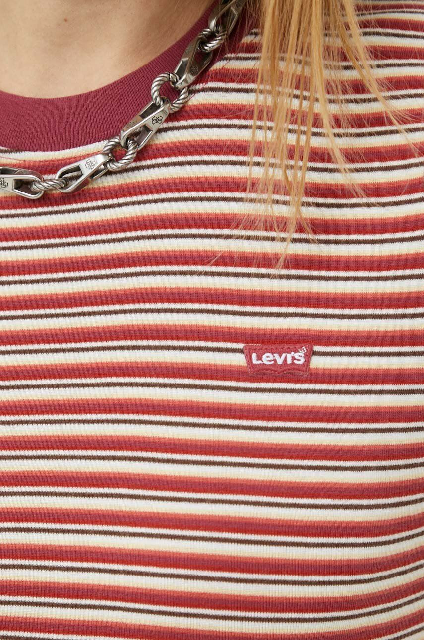 Levi's Bombažna kratka majica rdeča barva - Pepit.si