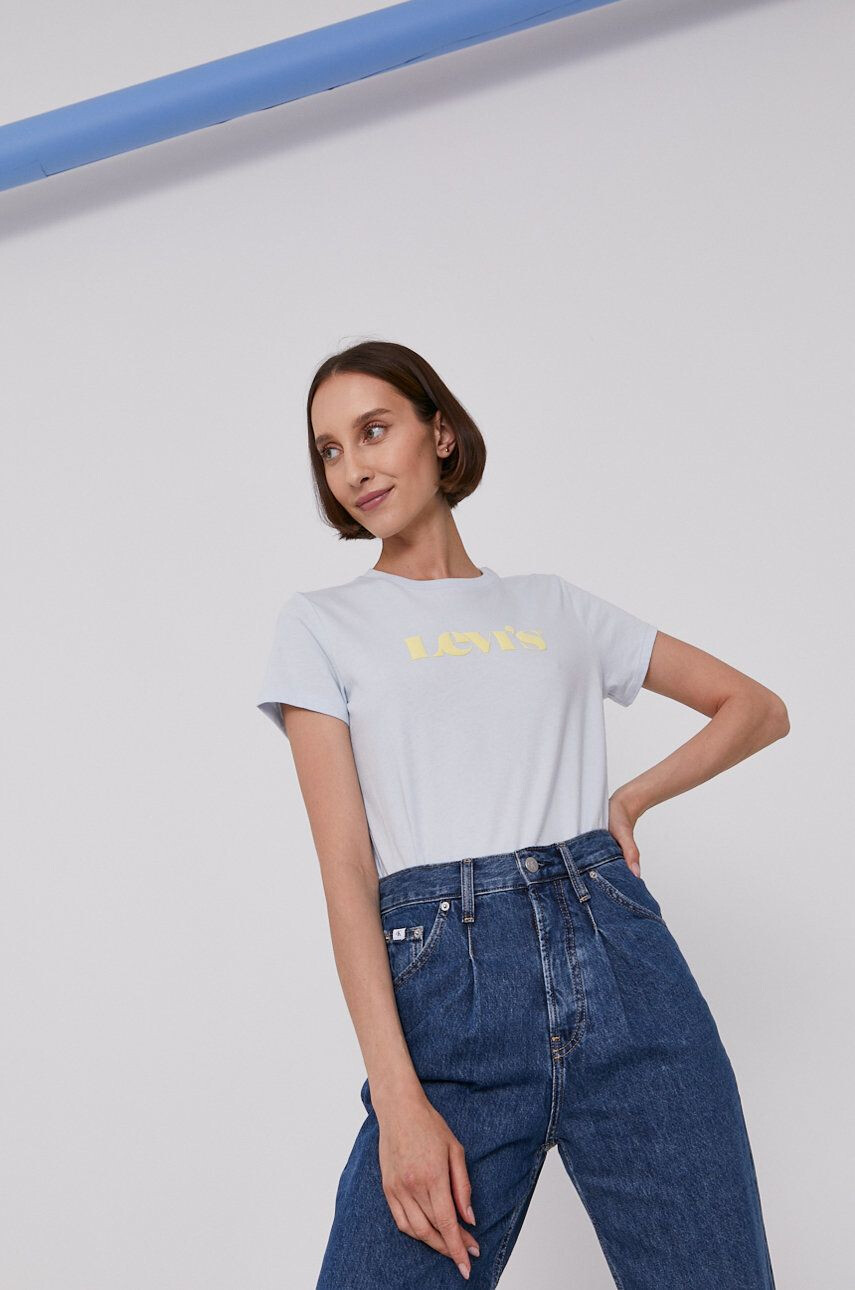 Levi's T-shirt ženski modra barva - Pepit.si