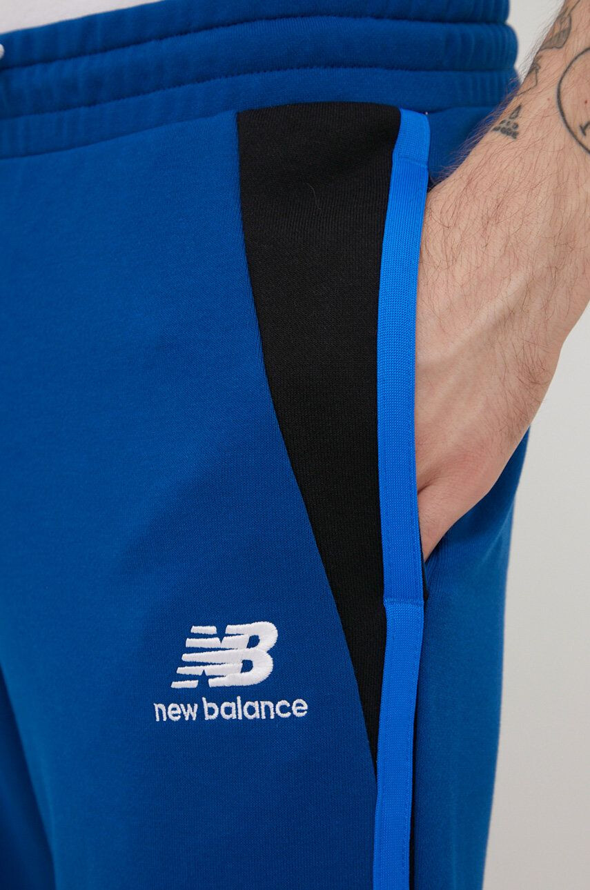 New Balance bombažne hlače - Pepit.si