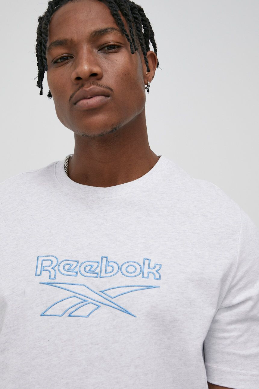 Reebok Classic Bombažen t-shirt siva barva - Pepit.si