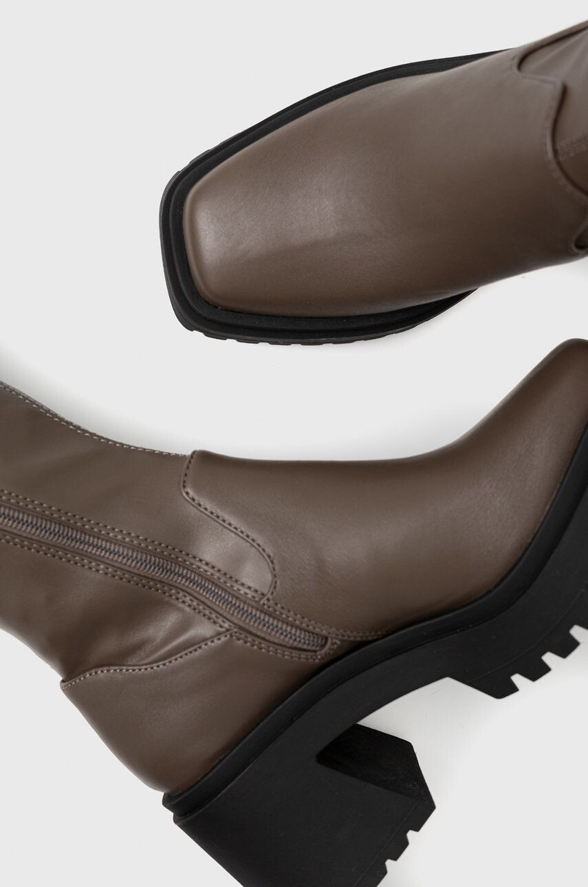 Steve Madden Elegantni škornji Jetstream ženski rjava barva - Pepit.si