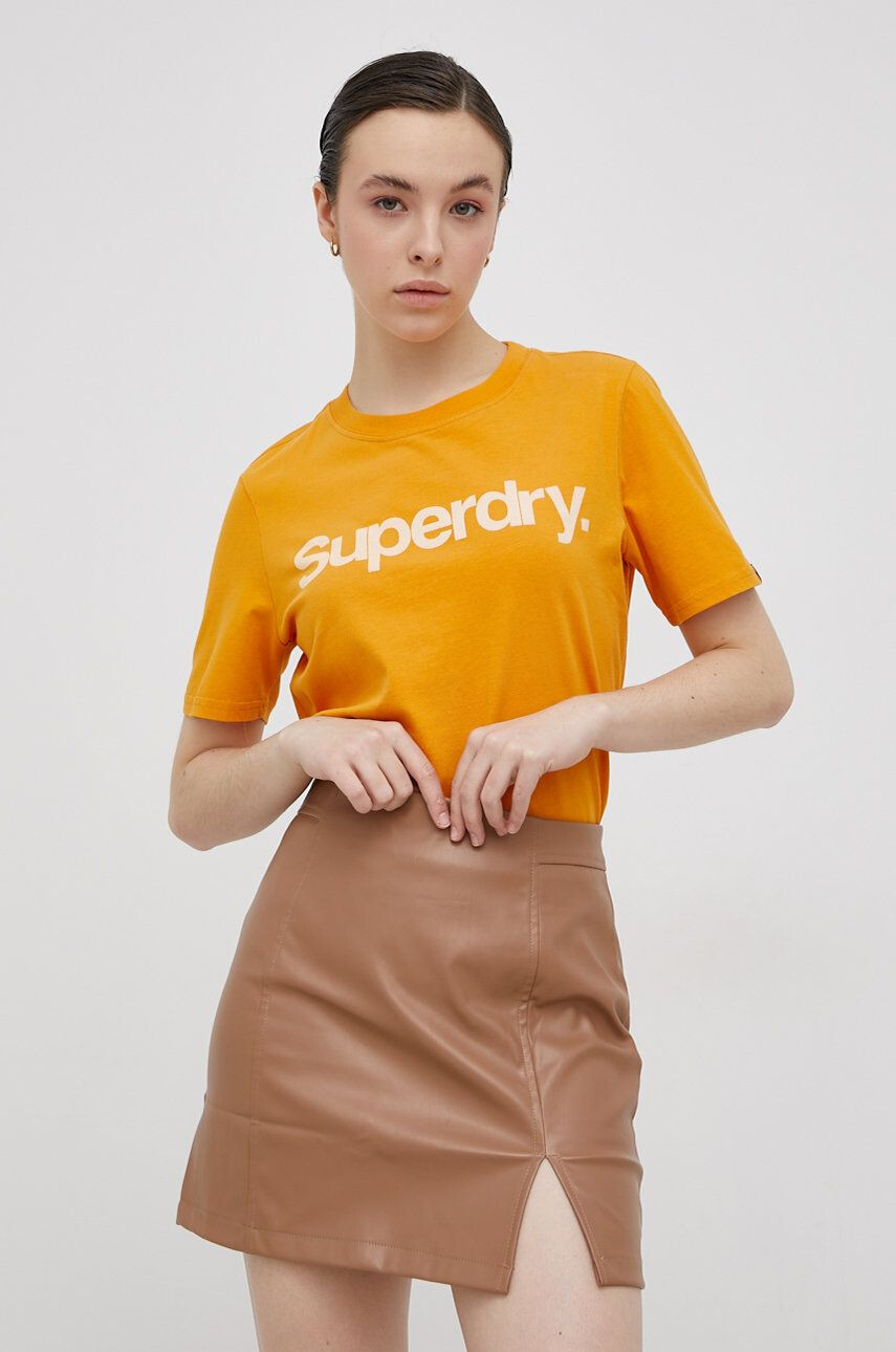 Superdry Bombažen t-shirt oranžna barva - Pepit.si