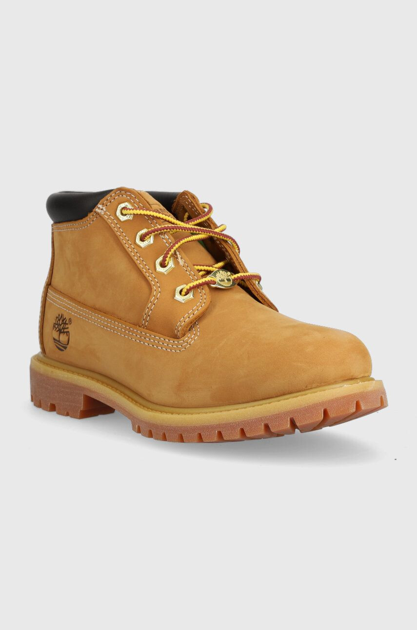 Timberland Usnjeni nizki škornji Nellie Chukka ženski rumena barva - Pepit.si