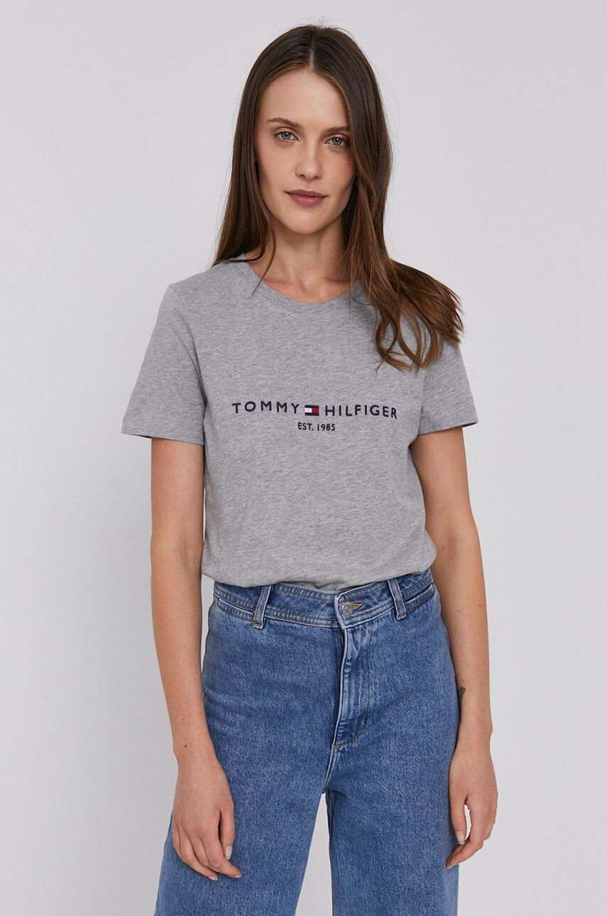 Tommy Hilfiger Bombažen t-shirt siva barva - Pepit.si