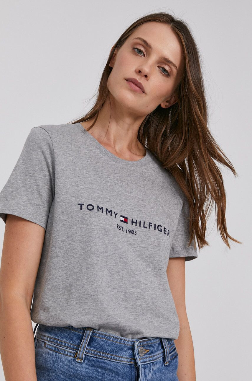 Tommy Hilfiger Bombažen t-shirt siva barva - Pepit.si