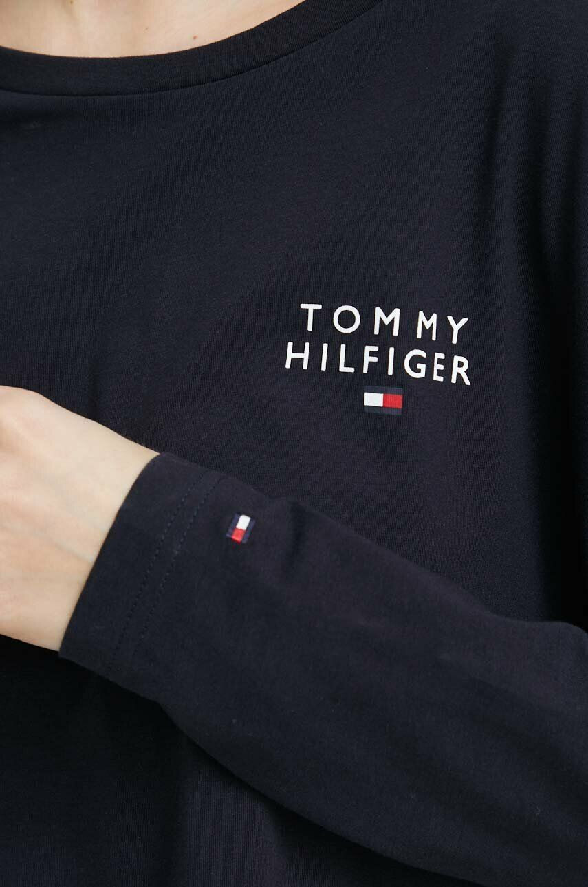 Tommy Hilfiger Bombažna majica z dolgimi rokavi mornarsko modra barva - Pepit.si